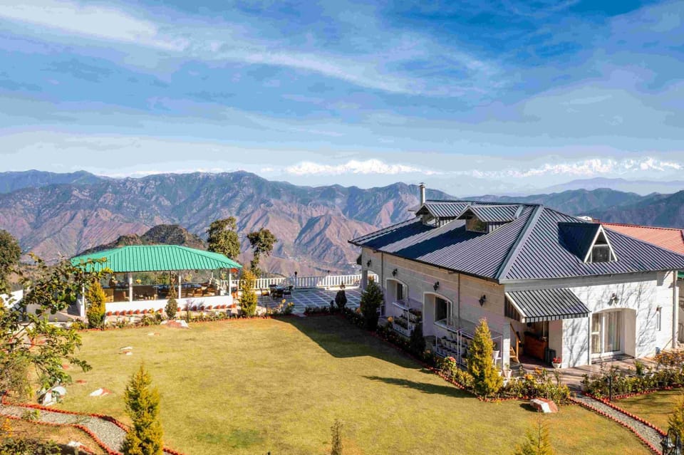 Property building, Garden, Mountain view