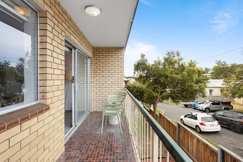 Spacious 2-Bed Apartment Near City Centre Apartment in Brisbane