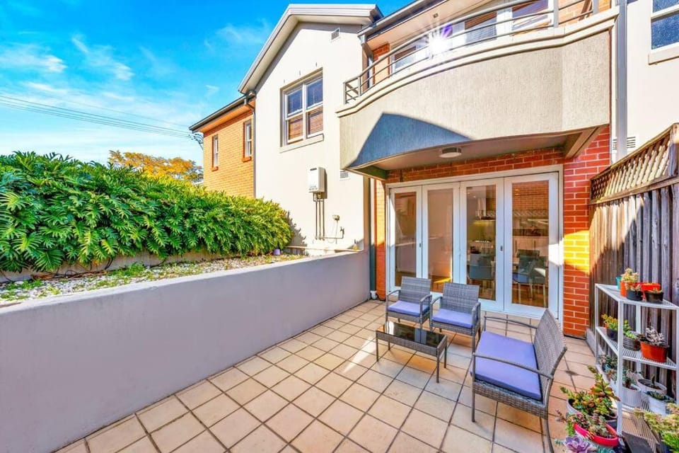 Urban Chic Chatswood 3BR Apartment Apartment in Sydney