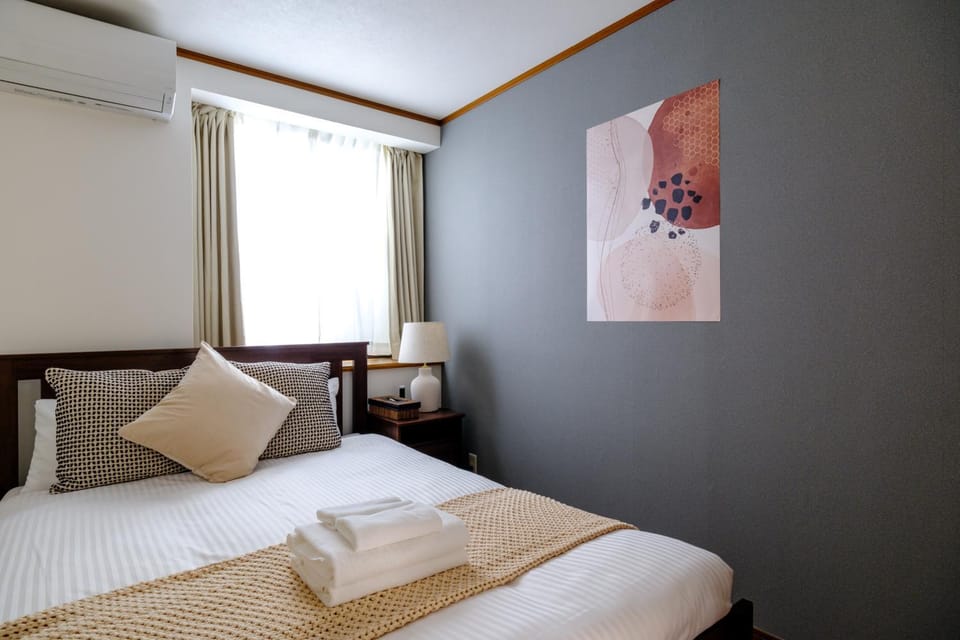 Kichijoji Urban Retreat - 2F Boutique House - Steps to Inokashira Park & Ghibli Museum アキサポステイ吉祥寺 Apartment in Japan