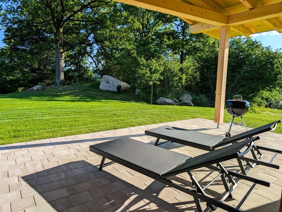 Garden view, sunbed