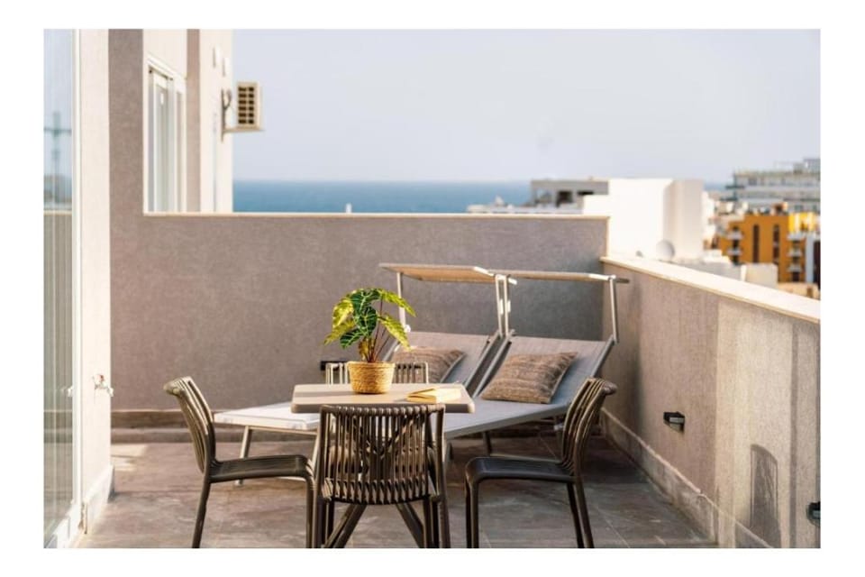 Exclusive Corner Penthouse with Terrace - by HostMT Apartment in Saint Paul's Bay