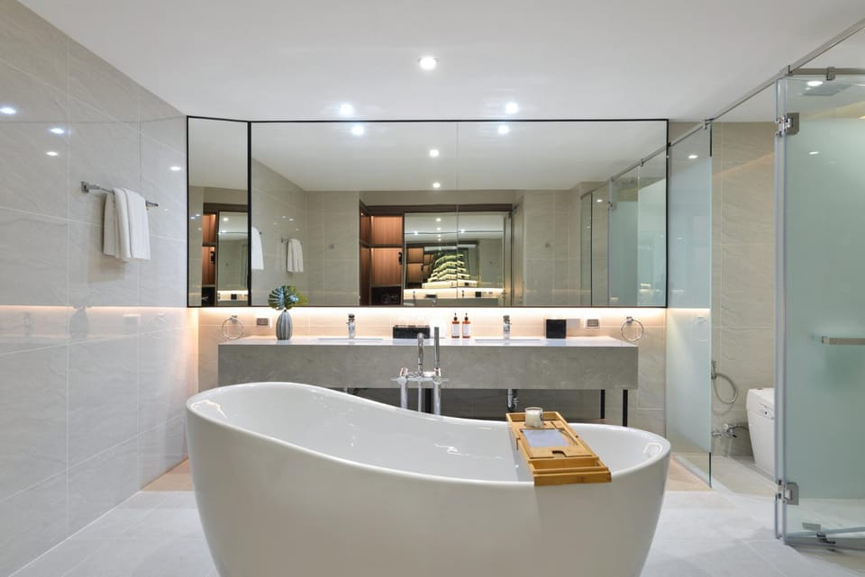 Bathroom, Bath