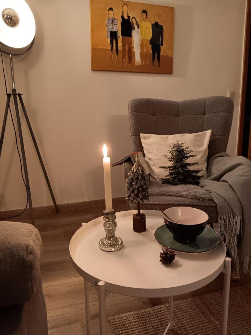 Photo of the whole room