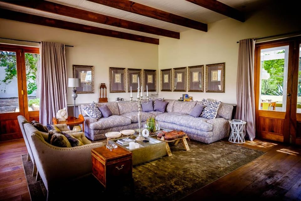 Vrisch Gewagt Boutique Self-Catering Olive Farm Country House in Western Cape