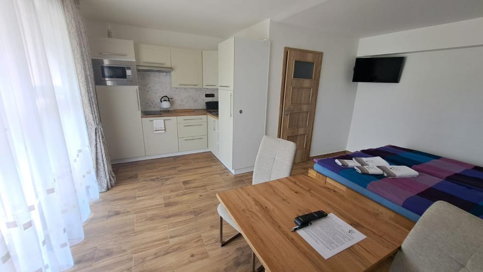 AP2, Hrubá Skála, Apartmány Nad Lípou Apartment in Lower Silesian Voivodeship