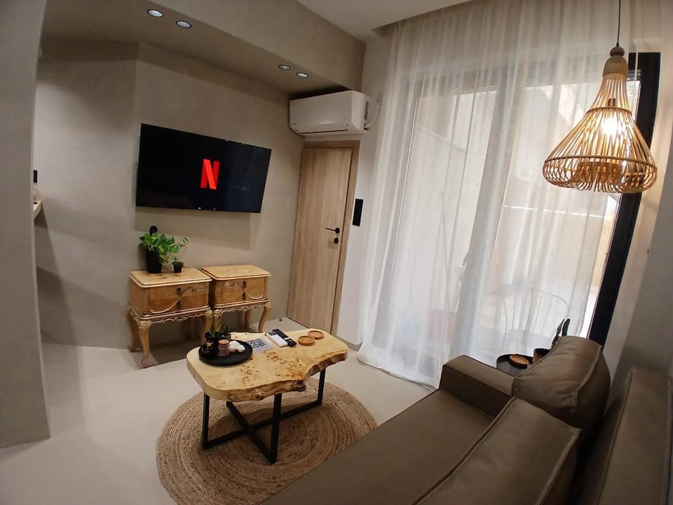 TV and multimedia, Living room, air conditioner