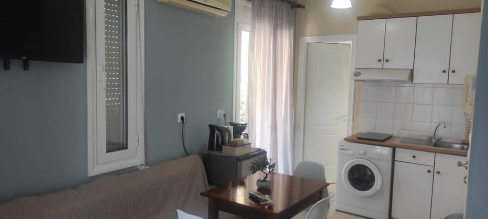 Studios Akrotiri Apartment in İzmir Province