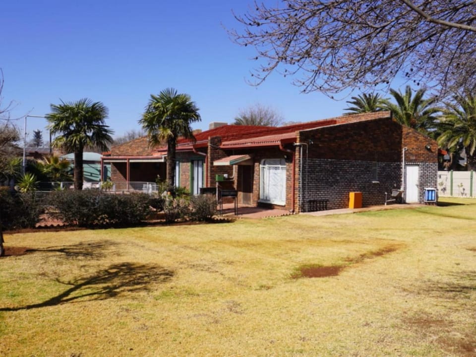 S & S Village 22 on Wattel Bed and Breakfast in Gauteng