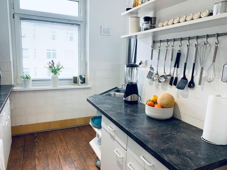 Lovely City Apartment with Balcony, central Apartment in Hamburg