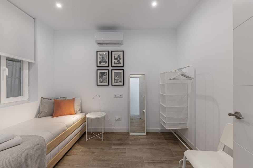 Waou Coosy II Retiro Apartment in Madrid