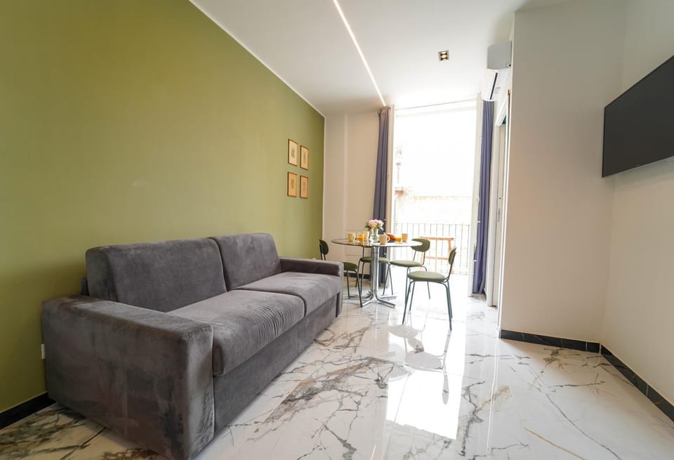 Quattro Canti 200 mt- Appartamento Salvia Apartment in Palermo