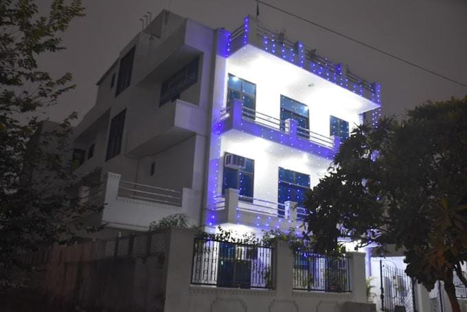 Property building, Night