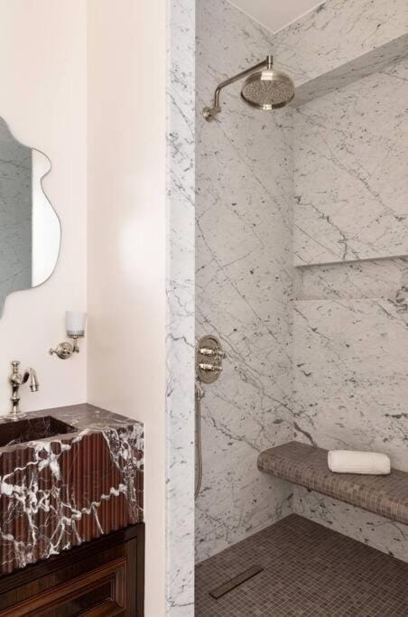 Porte Maillot - Luxe Apartment in Paris