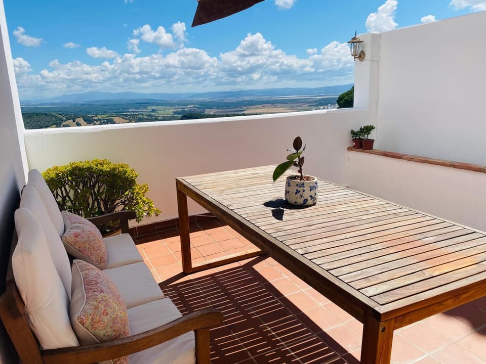 Off site, Balcony/Terrace