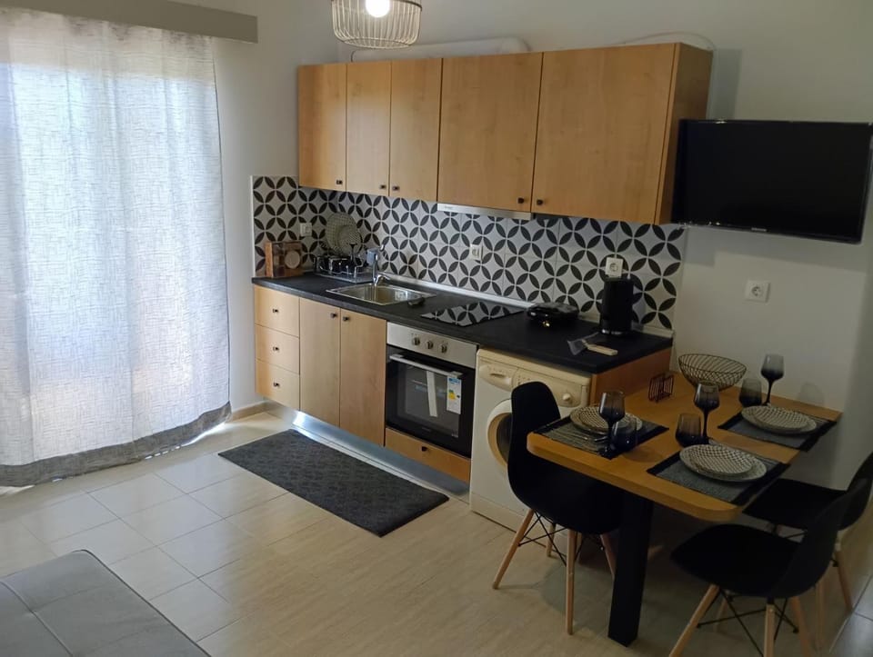 TV and multimedia, Kitchen or kitchenette, Dining area