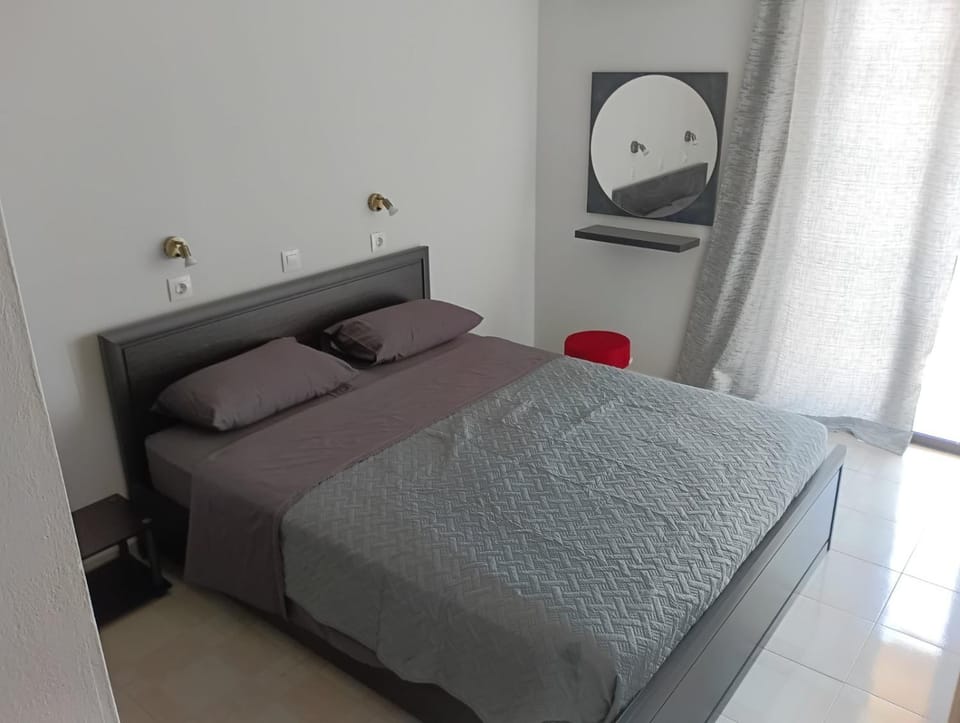 Bed, Photo of the whole room, Bedroom, furniture