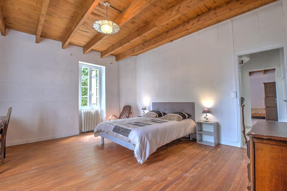 Property building, Living room, Bedroom