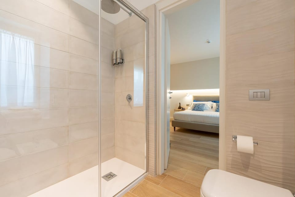 Shower, Bathroom, Photo of the whole room