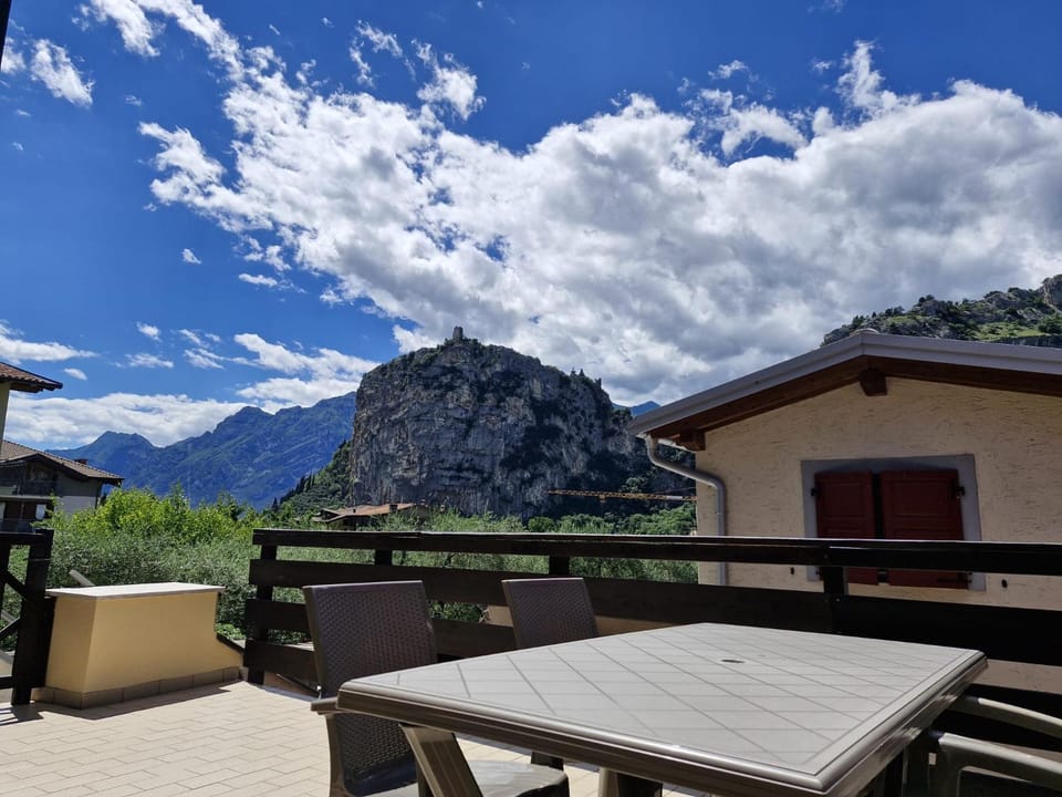 View (from property/room), Balcony/Terrace