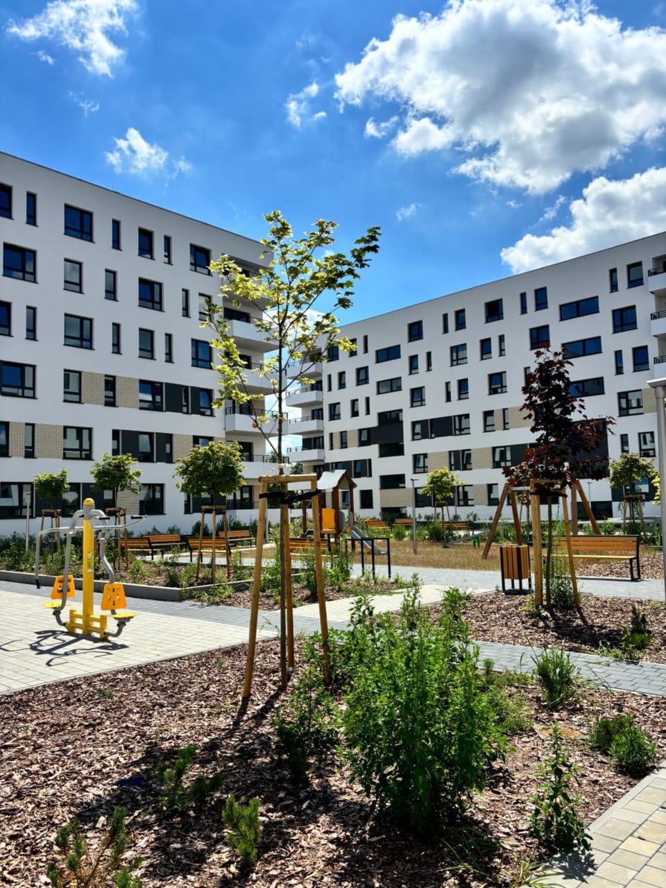 Property building, Patio, Spring, Day, Natural landscape, Children play ground, Garden, View (from property/room), Balcony/Terrace, Garden view, Inner courtyard view