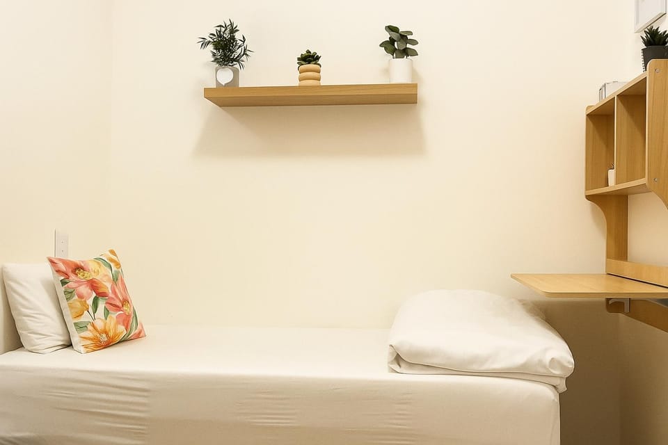 Communal lounge/ TV room, Bed, Bedroom, Communal kitchen, bunk bed