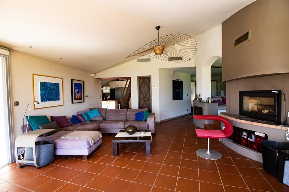 Property building, Living room