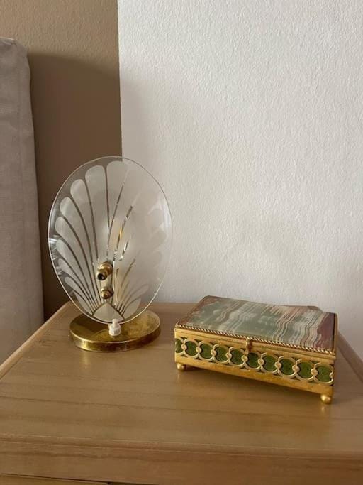 App Milano Retrò 5 min Humanitas, Forum Assago, Navigli Apartment in Lombardy