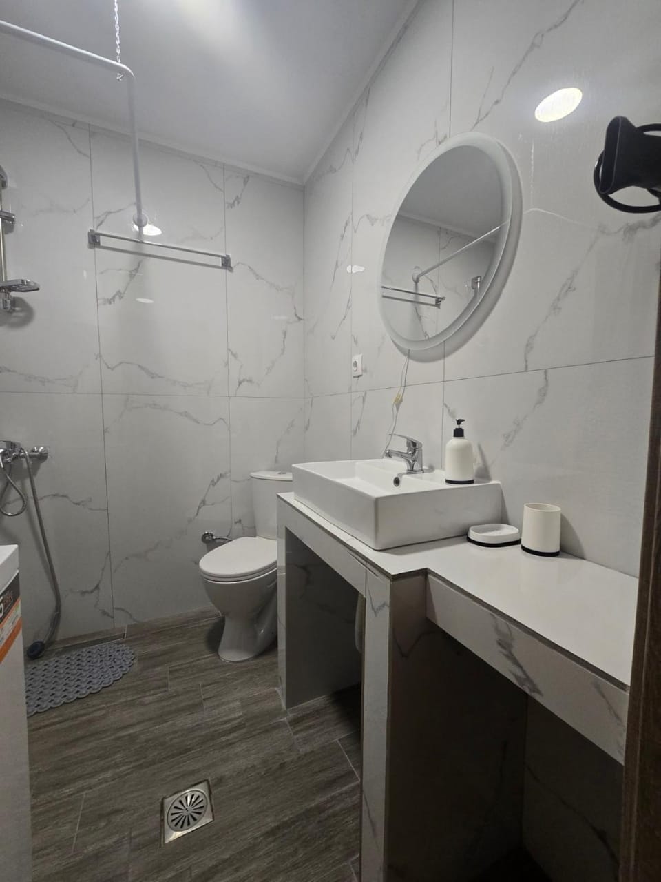 Shower, Toilet, Bathroom