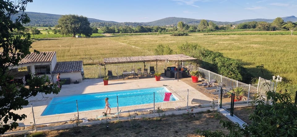 Property building, Pool view, Swimming pool