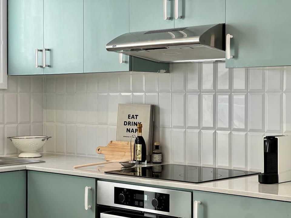 Coffee/tea facilities, Kitchen or kitchenette, kitchen