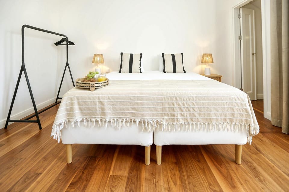 Green Essence Duplex in Faro by Misha's Place Apartment in Faro