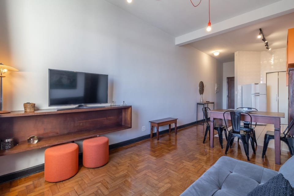 Apartamento em Frente ao HC na Av Dr Arnaldo Apartment in Sao Paulo City