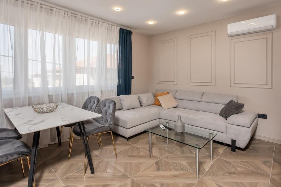 Adastra apartments with private parking and floor heating Apartment in Rijeka