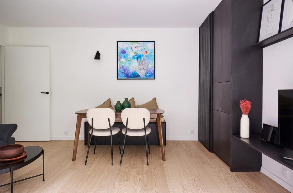 Beautiful central apartment near Eiffel Tower and Invalides Apartment in Paris