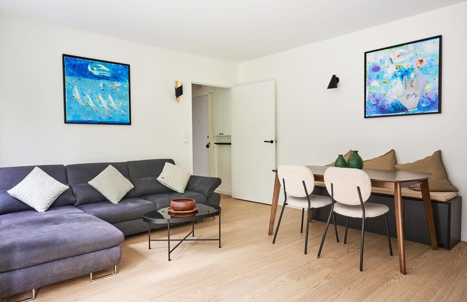 Beautiful central apartment near Eiffel Tower and Invalides Apartment in Paris