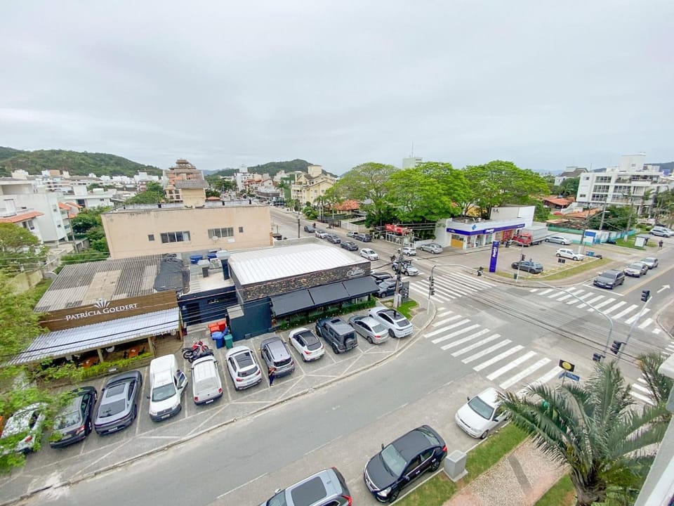 Custo Beneficio a 300m da Praia de Jurere Apartment in Florianopolis