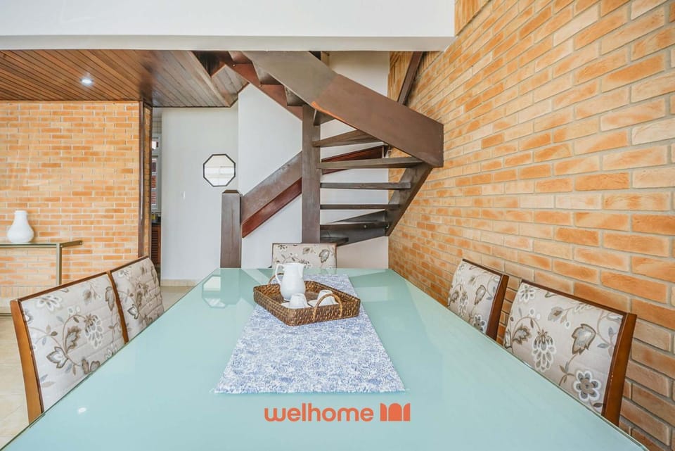 Casa em condomínio a 500m da praia em Bertioga House in Bertioga