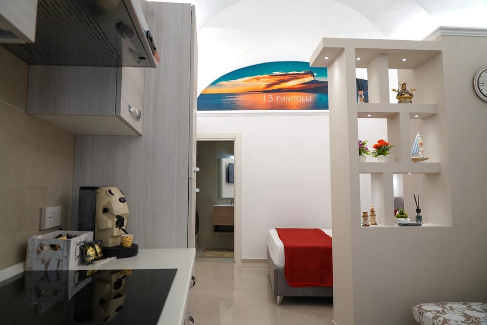 Kitchen or kitchenette, oven
