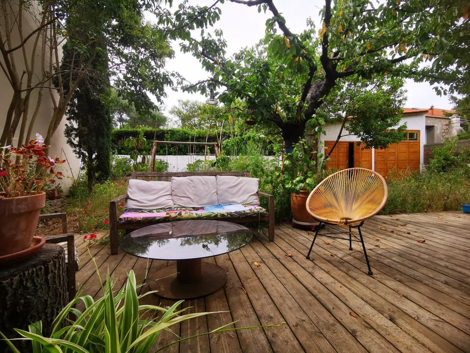 Balcony/Terrace, Garden view
