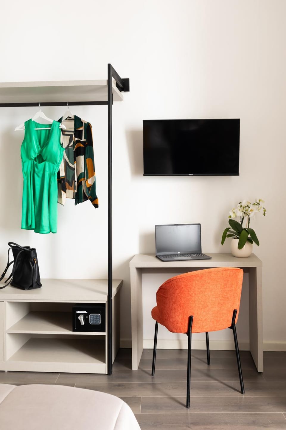 TV and multimedia, wardrobe