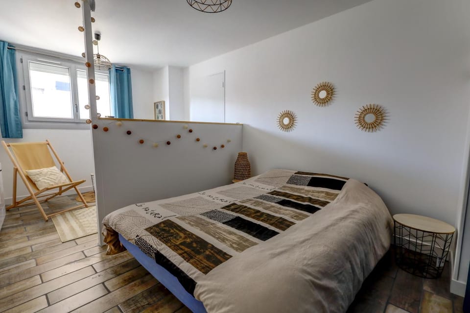 Bed, Bedroom, storage