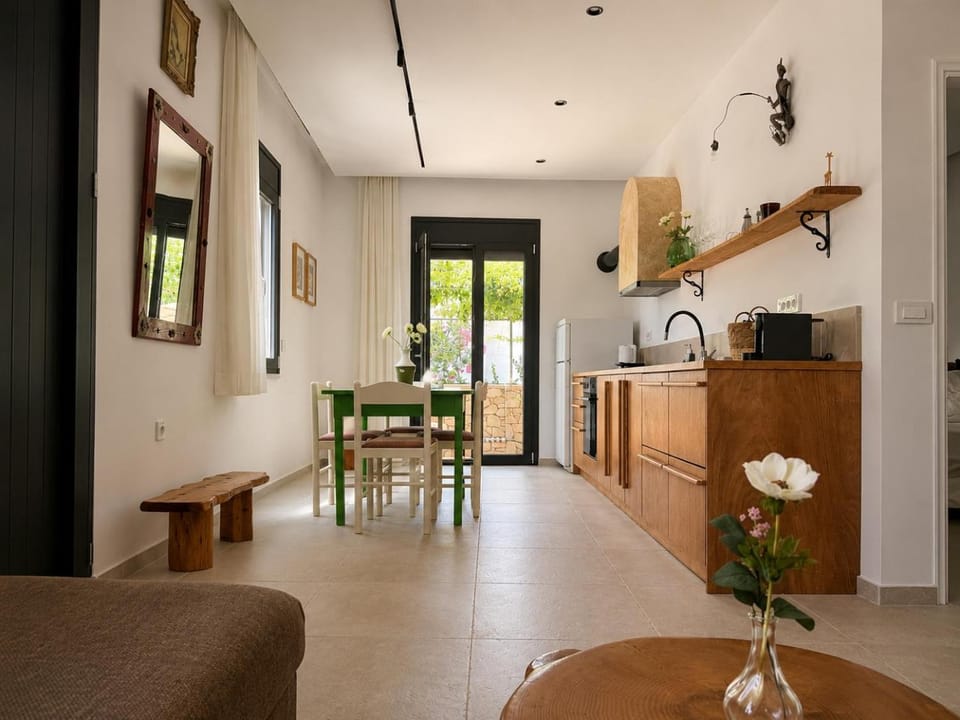 ELÉNAS slow living villa Villa in Faliraki, Greece