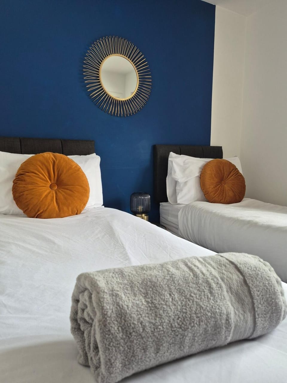 Modern 2-Bed Waterside House, Peaceful & Central Apartment in Leicester