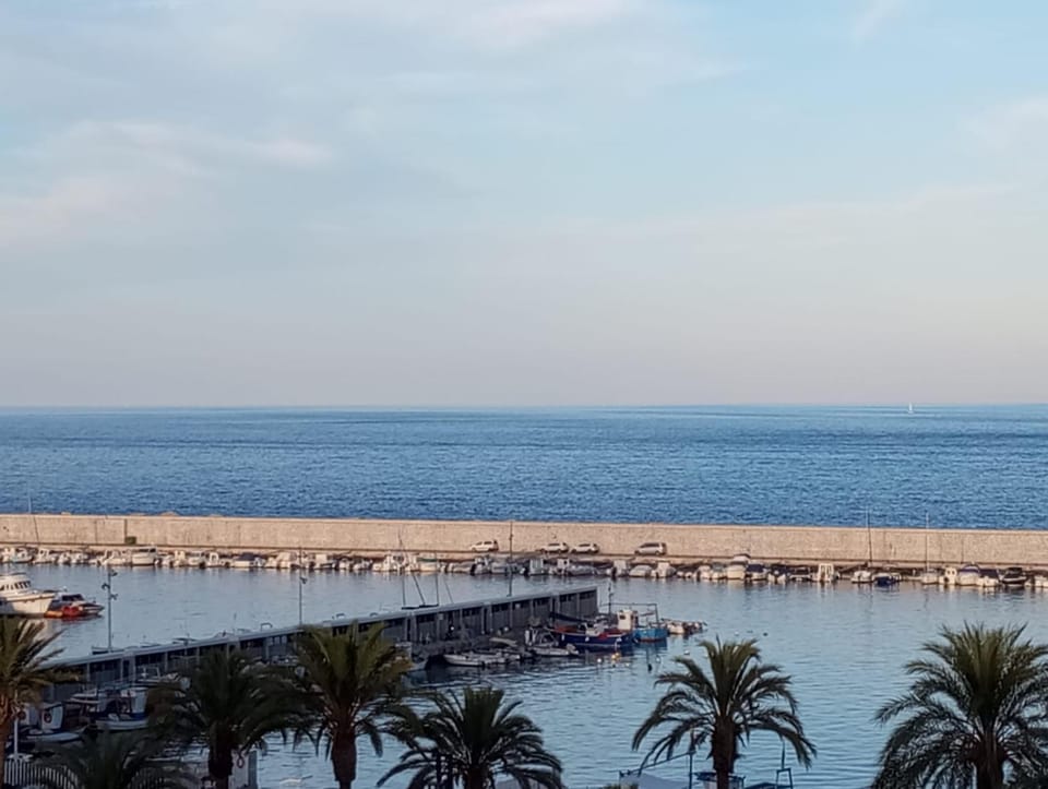 Perla 6 playa Fuengirola Apartment in Fuengirola