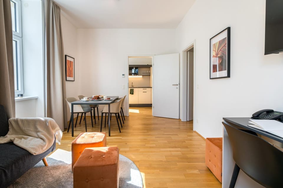 Living room, Dining area