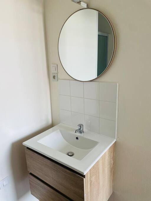 Studio Charles de Gaulle V Apartment in Occitanie