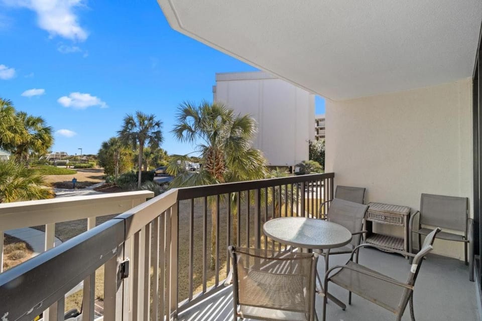 Beach and Golf Oceanfront 3 Bdrm Newly Renovated House in South Carolina