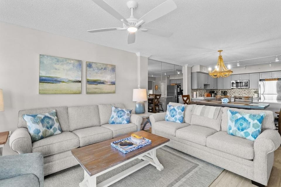 Beach and Golf Oceanfront 3 Bdrm Newly Renovated House in South Carolina