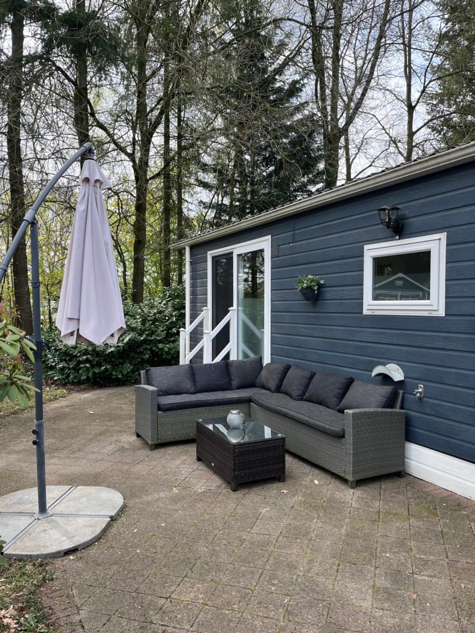 Modern chalet in de bossen van de Veluwe Chalet in Epe